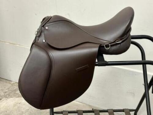 ENGLISH RIDDING SADDLE