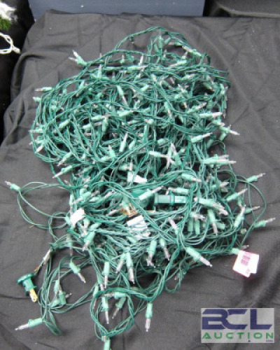 LARGE ROLL OF HOLIDAY LIGHTS