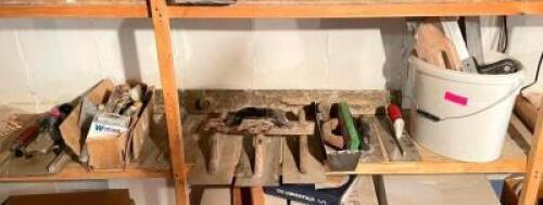 LARGE ASSORTMENT OF PLASTER TOOLS