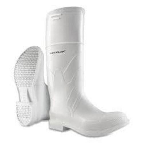 DESCRIPTION: (1) PAIR OF RUBBER BOOTS BRAND/MODEL: DUNLOP INFORMATION: WHITE, PLAIN TOE SIZE: 8 RETAIL$: $38.00 EA QTY: 1