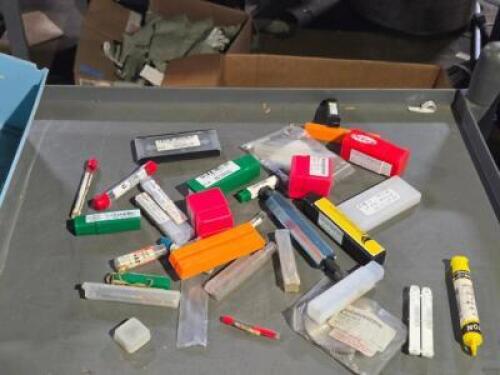 DESCRIPTION: (1) TRAY OF ASSORTED TOOLING AND ACCESSORIES INFORMATION: MUST COME IN TO INSPECT QTY: 1