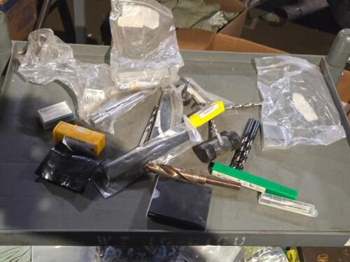 DESCRIPTION: (1) TRAY OF ASSORTED TOOLING AND ACCESSORIES INFORMATION: MUST COME IN TO INSPECT QTY: 1