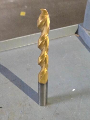 DESCRIPTION: (4) HSS JOBBER DRILL BITS BRAND/MODEL: WESTWARD 6PTA9 SIZE: 15.5mm RETAIL$: 174.8 QTY: 4