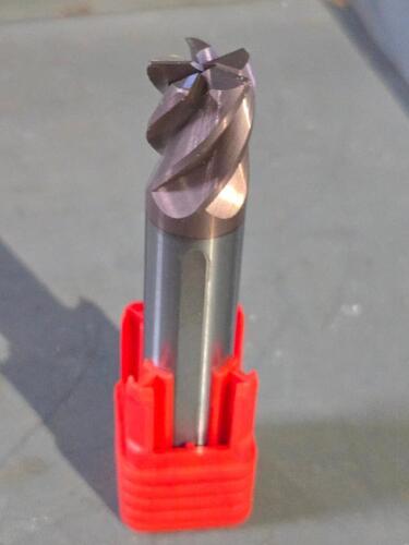 DESCRIPTION: (2) 5 FLUTE CARBIDE END MILL BRAND/MODEL: FULLERTON 37656 SIZE: 5/8" DIA RETAIL$: 161.99 QTY: 2