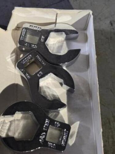 DESCRIPTION: (3) 3/8" DRIVE FLARENUT CROW FOOT BRAND/MODEL: PROTO 71326839 SIZE: 5/8" RETAIL$: 78.6 QTY: 3