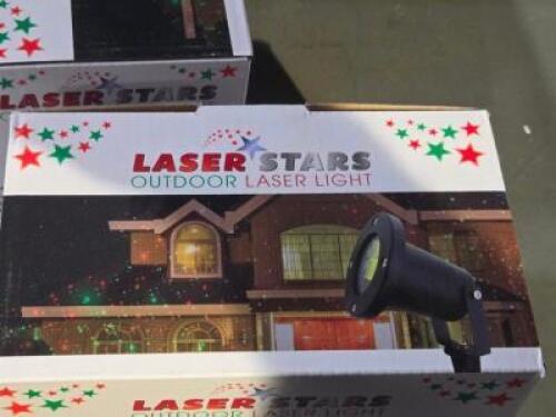 DESCRIPTION: (2) LASER STARS OUTDOOR LASER LIGHT BRAND/MODEL: VEi SIZE: COVERS 40 SQ FT RETAIL$: 121.2 QTY: 2