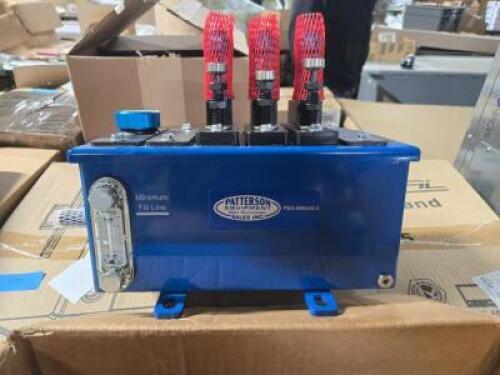DESCRIPTION: (1) 3 FEED LUBRICATOR BOX BRAND/MODEL: SLOAN INFORMATION: 8000 PSI, MUST COME IN AND INSPECT RETAIL$: $1200.00 EA QTY: 1
