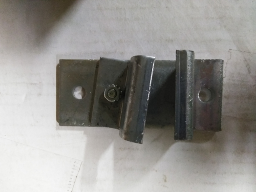 (1) BOX OF SHELVING HARDWARE