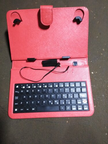 (1) CASE OF APPROX (20) PROTECTIVE CASE WITH KEYBOARD