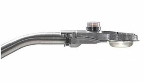 DESCRIPTION: (1) PARKING LOT LIGHT FIXTURE BRAND/MODEL: CREE/RULHT5MEC40K-12UFNES INFORMATION: 4000K/5680 LUMENS/GRAY RETAIL$: 208.07 SIZE: 3-3/4"H X