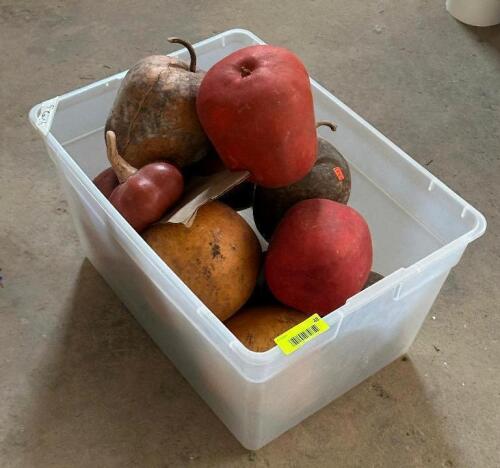 BUCKET OF ARTIFICIAL FRUIT D&Eacute;COR