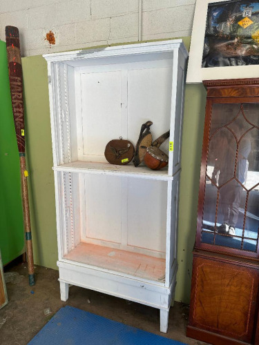 VINTAGE CABINET