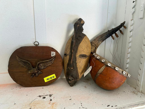 (3) - VINTAGE D&Eacute;COR PIECES