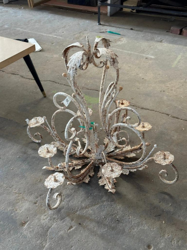 VINTAGE CHANDELIER