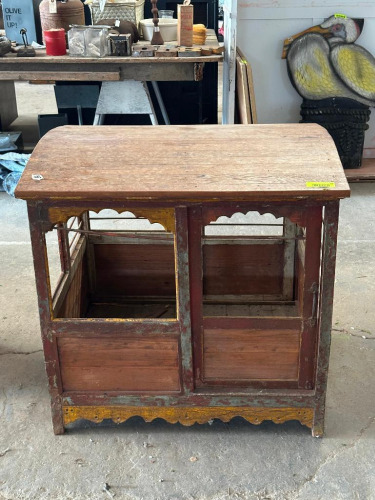 VINTAGE PET CRATE