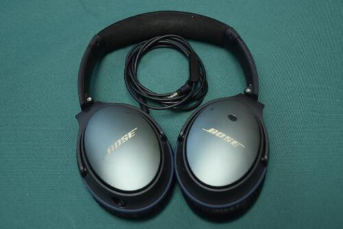 OVER EAR NOISE SHUTTERING HEADPHONES