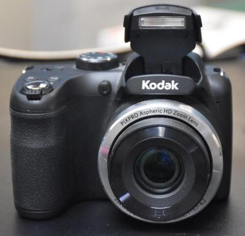 PIXPRO POINT AND SHOOT DIGITAL CAMERA