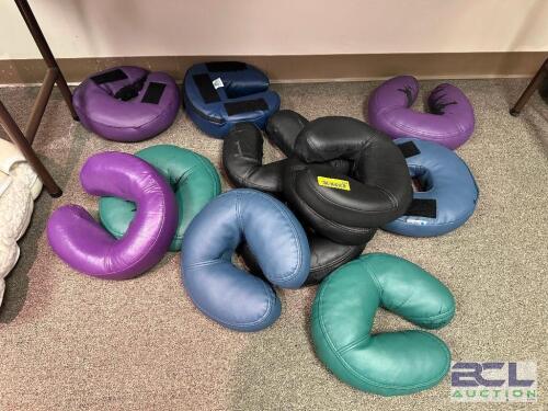 (1) LOT OF THERAPY BED HEAD RESTS.