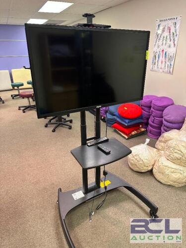 32" FLAT SCREEN TV W/ MOBILE CART AND REMOTE
