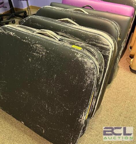 (4) PORTABLE FOLDING MASSAGE THERAPY BED