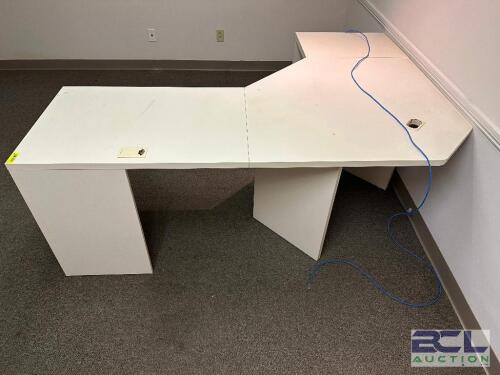 70" WHITE COMPOSITE DESK W/ LEFT SIDE RETURN