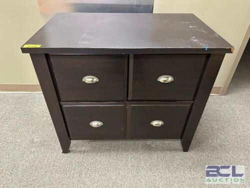 35" WOODEN ACCENT TABLE W/ (4) DRAWERS.