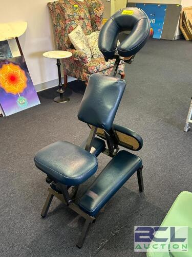 MASSAGE CHAIR