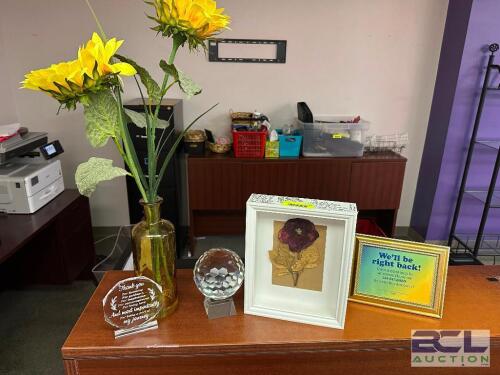 (5) PIECES OF ASSORTED DECORATIONS AND TCHOTCHKES