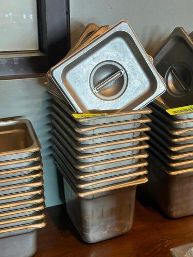 (8) - STAINLESS INSERTS WITH LIDS