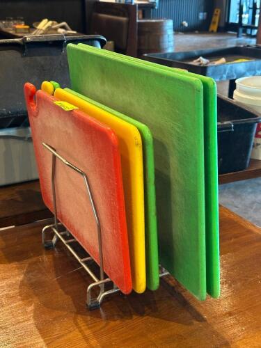 (5) - CUTTING BOARDS AND DRYING RACK