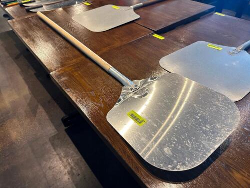 PIZZA PEEL