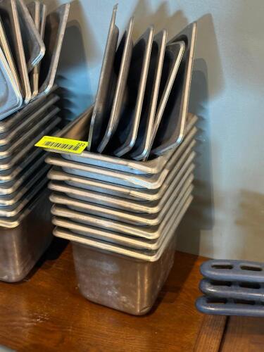 (8) - STAINLESS INSERTS WITH LIDS