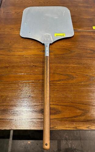 PIZZA PEEL