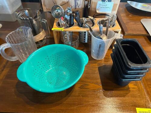 ASSORTED BAR BACK ITEMS AND MIXING TOOLS