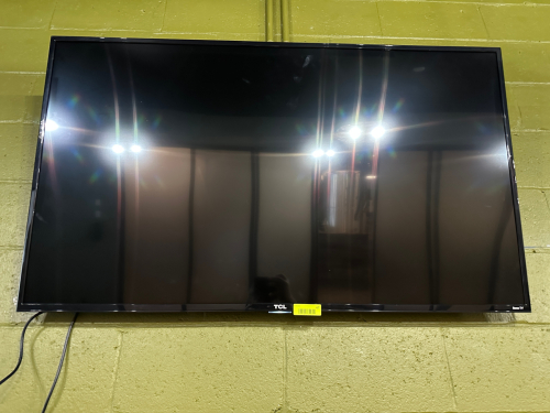 TVS ROKU 55" SMART TV WITH WALL MOUNT