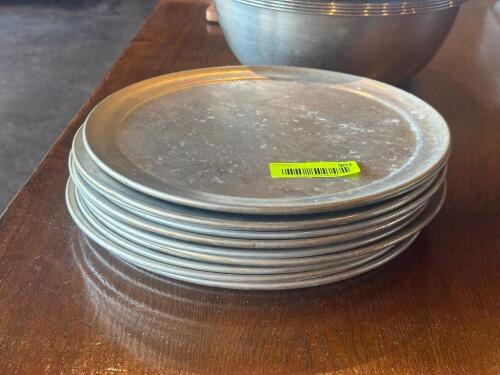 (10) - PIZZA PANS