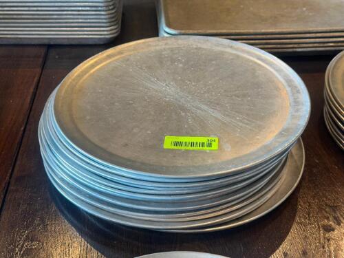 (10) - PIZZA PANS