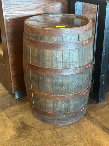 WISKEY BARREL TABLE