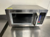 WARING 1000 WATT MICROWAVE.