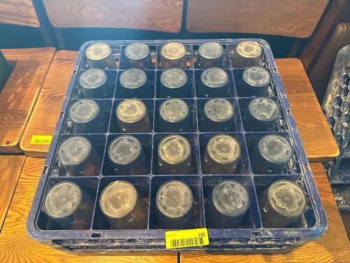 (25) - BEVERAGE CUPS WITH RACK
