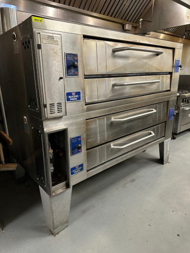 BAKERS PRIDE Y-600 DOUBLE STACK STONE DECK PIZZA OVEN
