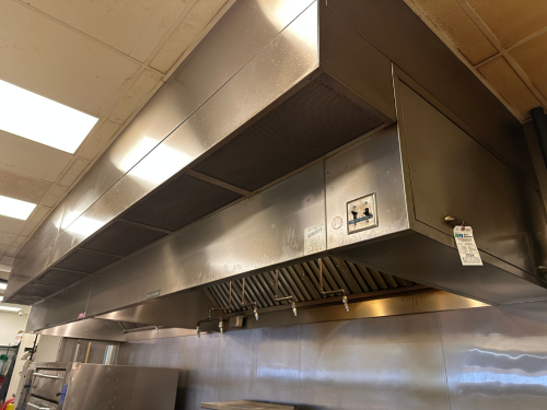 ACCUREX 18' STAINLESS EXHAUST HOOD SYSTEM W/ FIRE SUPPRESSION SYSTEM, RETURN AIR, AND (2) EXHAUST FANS. COMES WITH 12" FIRE BOX ON RIGHT HAND SIDE.