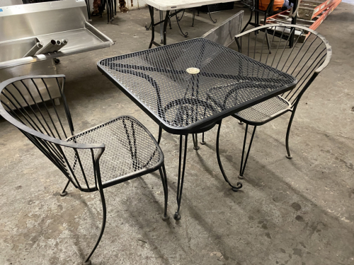 30" X 30" PATIO TABLE W/ (2) METAL PATIO CHAIRS.