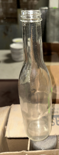 (12) 24 OZ GLASS BOTTLES.