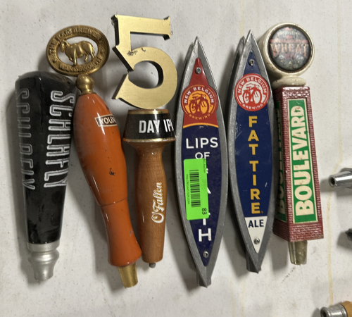 (1) LOT OF ASSORTED TAP HANDLES