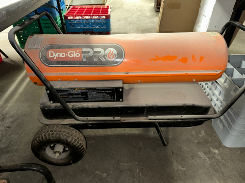 DYNA-GLO PRO KEROSENE TORPEDO HEATER.