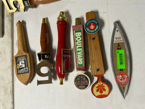 (1) LOT OF ASSORTED TAP HANDLES