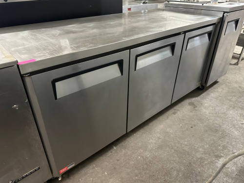 TURBO AIR 72" WORK TOP COOLER./