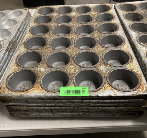 (6) 24 GROUP MUFFIN PANS