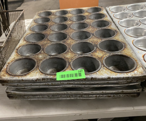 (6) 24 GROUP MUFFIN PANS
